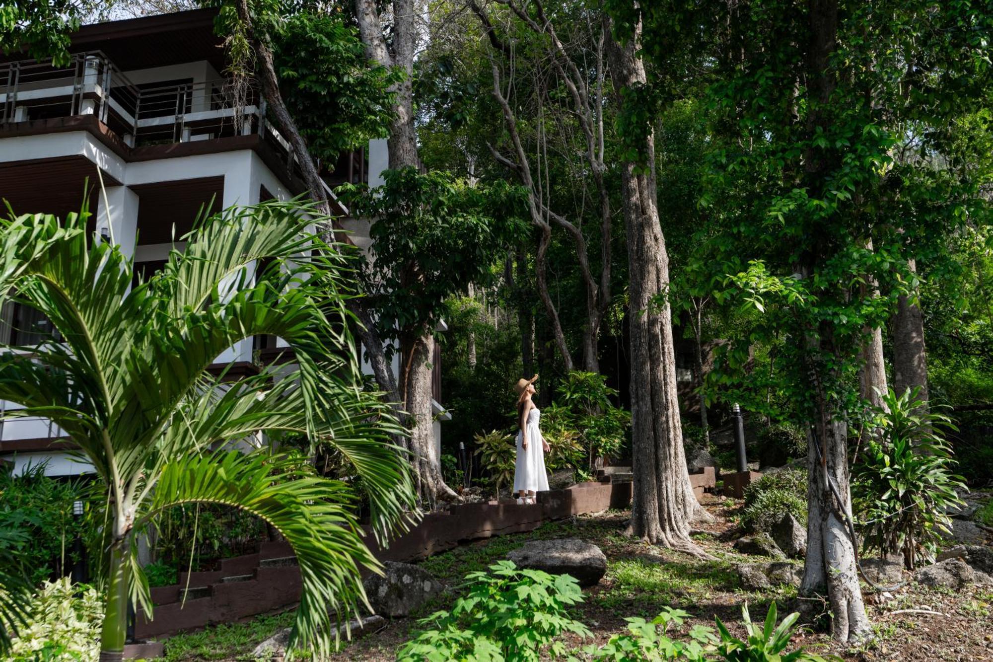 Baan Krating Phuket Resort -Sha Plus Nai Harn Екстер'єр фото